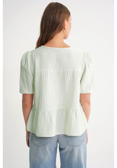 4715 Kadın Yakası Bağlamalı Kısa Kol Müslin Bluz Adaçayı Adaçayı