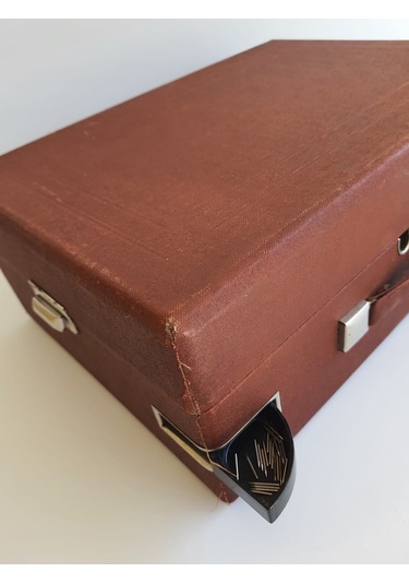 Artel Sovyet Antika Çanta Gramofon 068