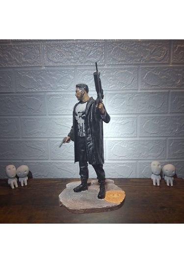 The Punisher Frank Castle El Yapımı Koleksiyon Figürü 27 Cm