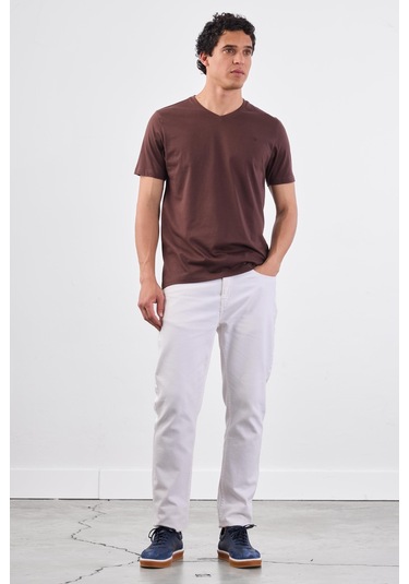 Kahve V Yaka Pamuklu Düz Renk Slim Fit Erkek T-shirt Kahve