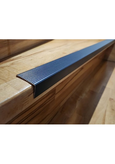 Antrasit L Model Metal Merdiven Basamak Profili Merdiven Çıtası Köşebent Bitim Profil 4cm 2cm 90cm