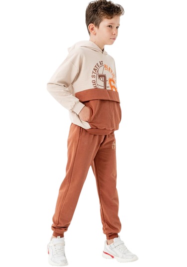 Erkek Çocuk 76 Desenli Kanguru Cepli Kapüşonlu Kahverengi Renk Eşofman Takımı Kahverengi