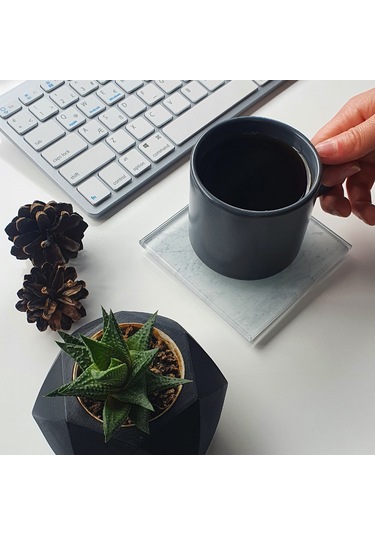 Decorita Cam Bardak Altlığı Taş Görünümlü 4'lü Takım 10 x 10 CM Çok Renkli