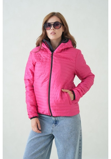 İçi Astarlı Su Ve Rüzgar Geçirmez Cepli Kapüşonlu Kadın Mont Fuşya