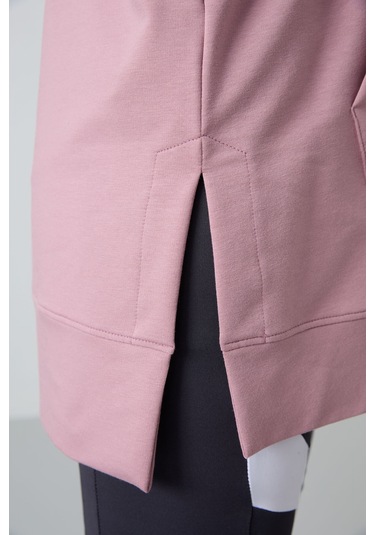 Tommy Life Gül Kurusu Balon Kol Yazı Nakışlı Kadın Oversize Tunik Sweatshirt - 97163 Gülkurusu