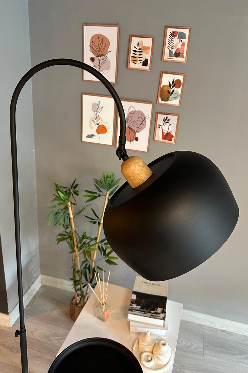 Lambader Siyah Hareketli Başlık Sehpalı Modern Dekoratif Metal Oturma Odası Çalışma Odası Zemin Siyah