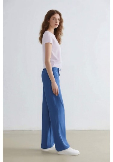 DeFacto Wide Leg Geniş Bol Paça Aerobin Pantolon E6883AX25SPBE341 DeFacto Wide Leg Geniş Bol Paça Aerobin Pantolon E6883AX25SPBE341