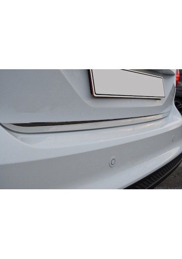 Ford Focus 3 Krom Bagaj Alt Çıtası 2011 - 2018 Arası Sedan