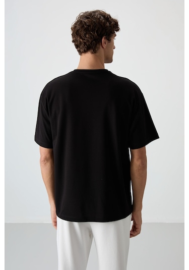 Tommy Life Siyah Pamuklu Kalın Yüzeyi Dokulu Oversize Fit Baskılı Erkek T-shirt - 88366 Siyah