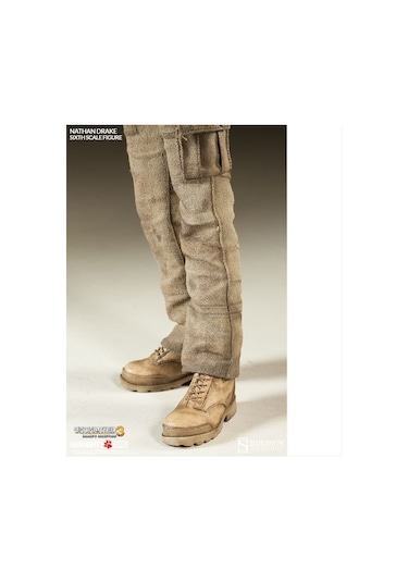 Uncharted 3 Nathan Drake Sixth Scale Figure