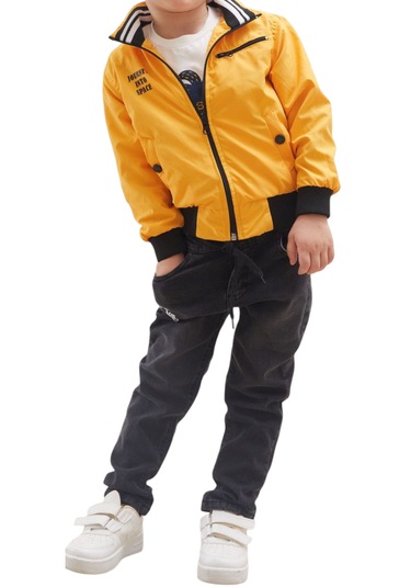 Erkek Çocuk Yağmurluklu Tişört Pantolon Üçlü Takım Sarı