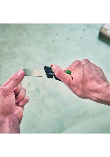 Bosch Premium Katlanabilir Maket Bıçağı + Kumaş Çanta + 10 Bıçak - 1600A02W7M