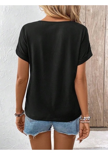 Kadın Kısa Kollu Bisiklet Yaka Dantel Detaylı Viskon Bluz Siyah