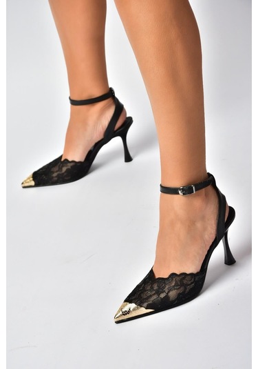 Fox Shoes Y752082806 Siyah Dantel İnce Topuklu Kadın Ayakkabı
