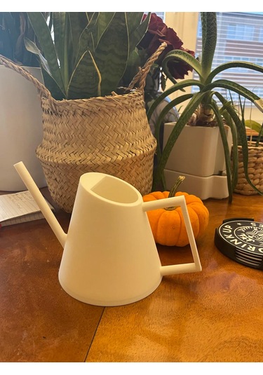 Modern Minimalist Çiçek Sulama Kabı Şık, Ergonomik Tasarım