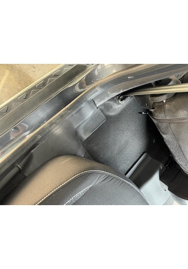 Türkmen Oem Dacia Duster 2018 Sonrası Halı Kenar Plastiği 5 Parça