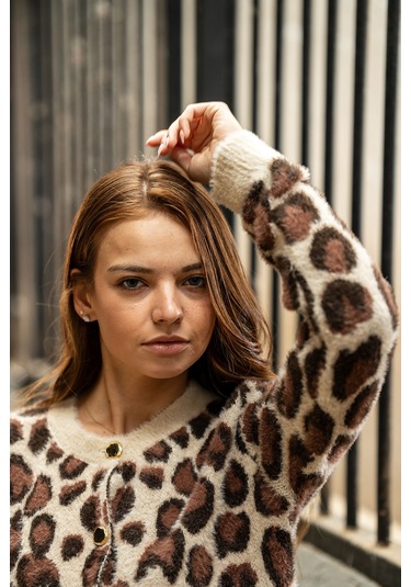 Verdeblanco Leopar Desenli Düğme Detaylı Hırka Leopar