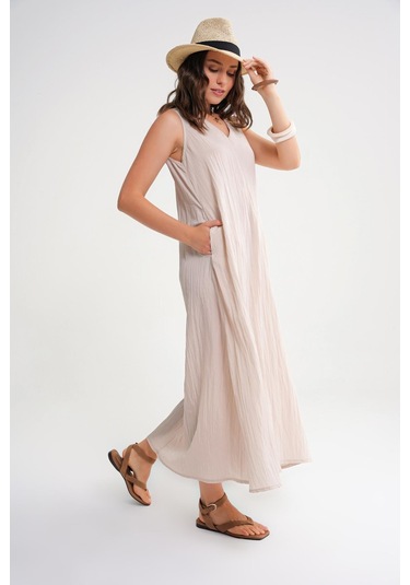 4700 Kadın V Yaka Önü Pileli Elbise Taş Taş