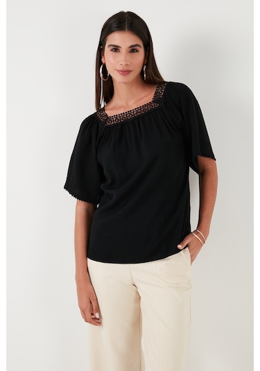 Lela Güpürlü Regular Fit Kare Yaka Bayan Bluz 5865652 Siyah