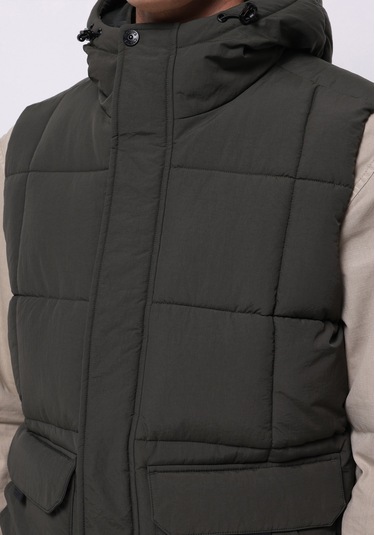 Colins Regular Fit Erkek Yeşil Yelek Cl1076195 Q1.v1 Kha Haki