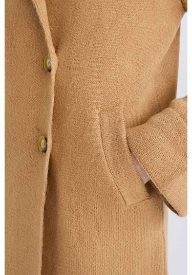 DeFacto Oversize Geniş Kalıp Kruvaze Kapamalı Düğmeli Cepli Ceket K9002AZ24WNBG474 Bej
