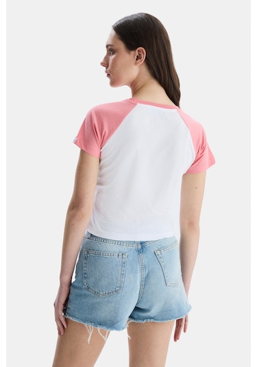 Ucla Carolına Pembe Bisiklet Yaka Baskılı Standard Fit Kadın Tshirt Pembe