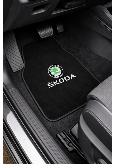 Skoda Uyumlu Nakış İşlemeli 5 Li Oto Halı Paspas Seti