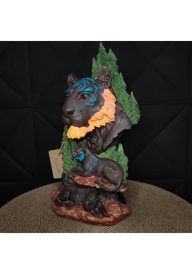 Kaplan Ailesini Yansıtan Bu Heykel, Salon Dekorasyonu