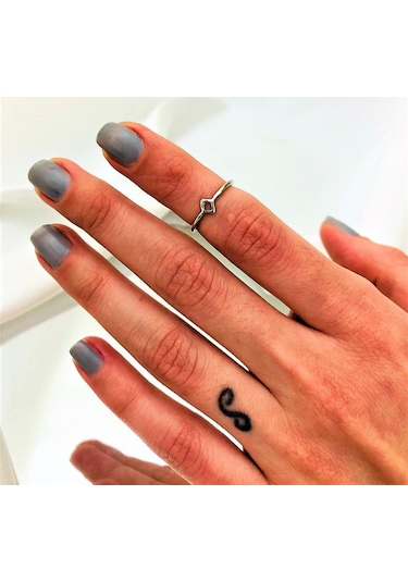 GÜMÜŞ KAPLAMA KARARMAZ DÖRTGEN FİGÜR ALTTAN AYARLI EKLEM YÜZÜK-YÜZÜK35 Gümüş