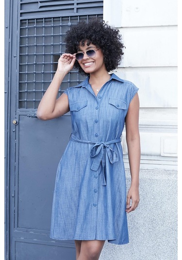 Kadın Kot Görünümlü Kumaş Yakalı Düşük Omuzlu Cep Kapaklı Yan Cepli Diz Boy Elbise-açık Mavi A.mavi