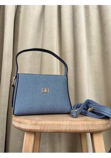 Kemerli Kare El Ve Omuz Çantası