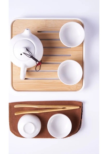 Prof Kuhna Piyalli Çay Seremonisi S 170015298 Beyaz