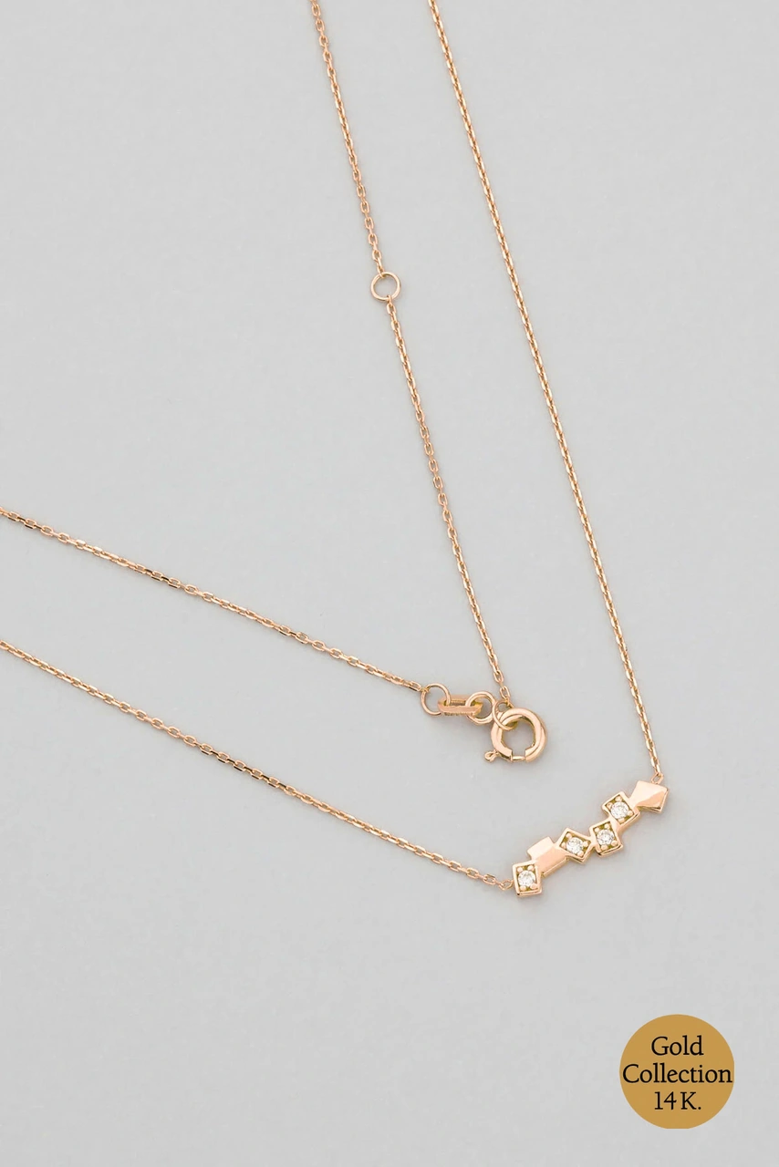 Dörtgen Figürlü 14 Ayar Rose Altın Kolye