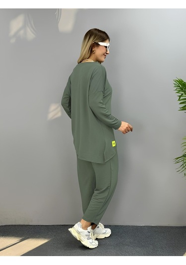 The İstanbul Kadın Iki Iplik Viskon Pamuk Kumaş Arma Detaylı Ikili Takım Haki