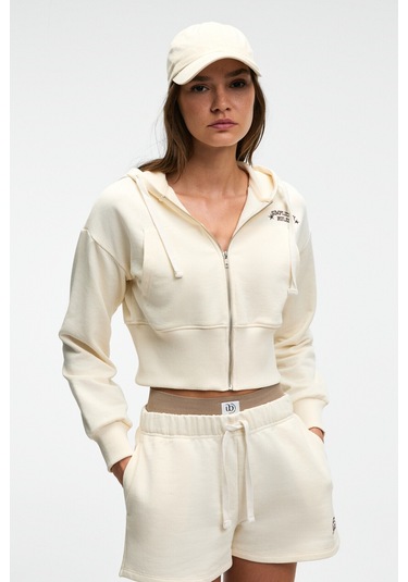 ELARA Kadın Metal Fermuarlı Nakışlı Kapüşonlu Crop Ekru Sweatshirt