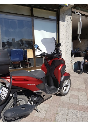Yamaha Tricity Uzun Ön Cam Zeus Koyu Füme 64cm 4mm
