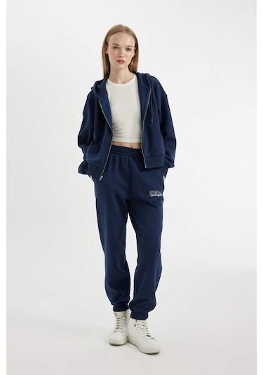 DeFacto Coool Jogger Eşofman Altı Beli Paçası Lastikli Cepli Z7072AZ24WNNV241 DeFacto Coool Jogger Eşofman Altı Beli Paçası Lastikli Cepli Z7072AZ24WNNV241