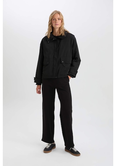 DeFacto Su Geçirmez Kapüşonlu Cepli Çıtçıtlı İçi Çıkarılabilir Mont C6878AX25SPBK27 Siyah DeFacto Su Geçirmez Kapüşonlu Cepli Çıtçıtlı İçi Çıkarılabilir Mont C6878AX25SPBK27 Siyah