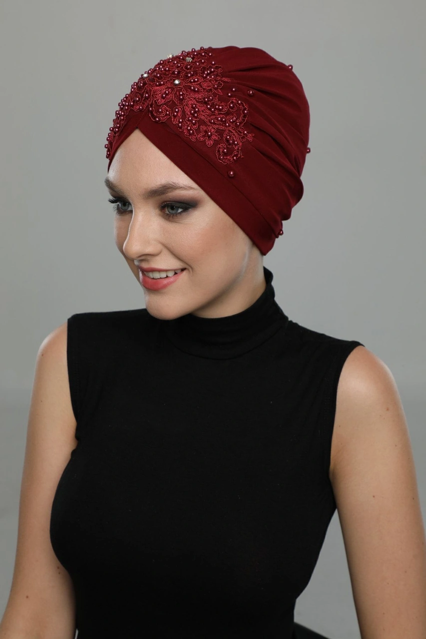 Kopma Astarlı Işlemeli Bordo Dantel Motifli Hazır Türban Tesettür Abiye Bone Bordo Dantel