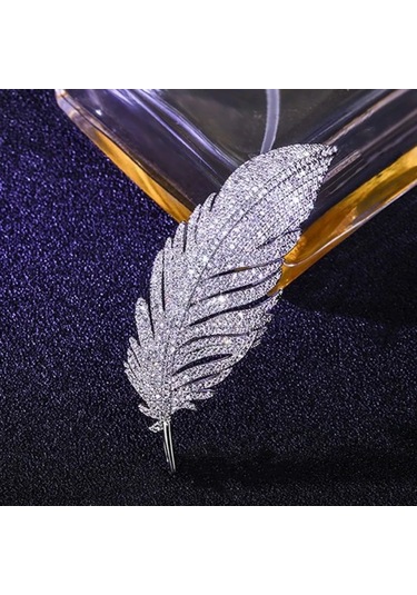 Mufunye Yüksek Kaliteli Alyuminyum Rhinestone İle Süslenmiş Parlak Yıldız Kuyruğu Broşu - Gümüş Renk, 2.4x6.2 Cm, 11.4 Gr Çok Renkli