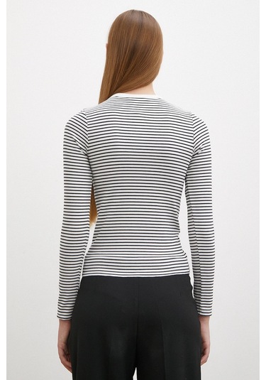 Bisiklet Yaka Çizgili Bluz Beyaz Beyaz