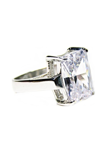 925 Ayar Gümüş Beyaz Baget Taşlı Kadın Yüzük