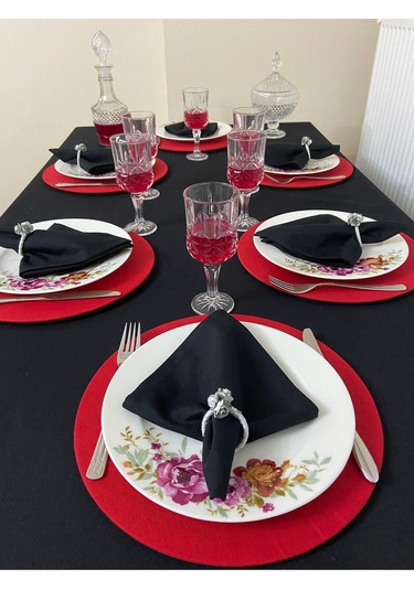 Sıvı Geçirmez Dertsiz Masa Örtüsü Siyah + 6 Peçete