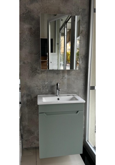 Banyo Dolabı Aynalı Cnc İşlemeli Membran Kapaklı 55 Cm Yeşil