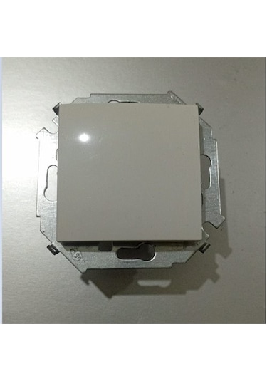 Simon 15 Renkli Anahtar Çerçevesiz