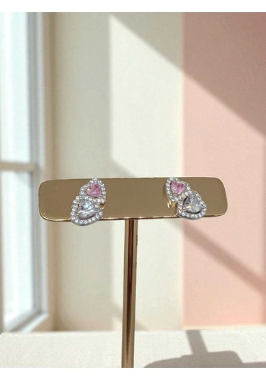 925 Ayar Gümüş Çift Kalpli Pembe Ve Beyaz Taşlı Çivi Küpe Zarif Ve Işıltılı Tasarım Gümüş