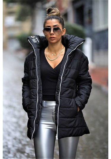 Kadın Siyah Dik Yaka Su Geçirmez Uzun Şişme Mont