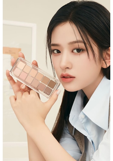 Clio Hafif Dokulu Yoğun Renklere Sahip Göz Farı Paleti 08 Latte Senior