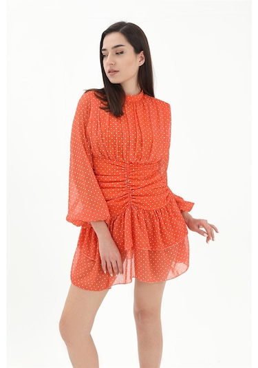 Büzgülü Puantiyeli Şifon Elbise - Turuncu-turuncu