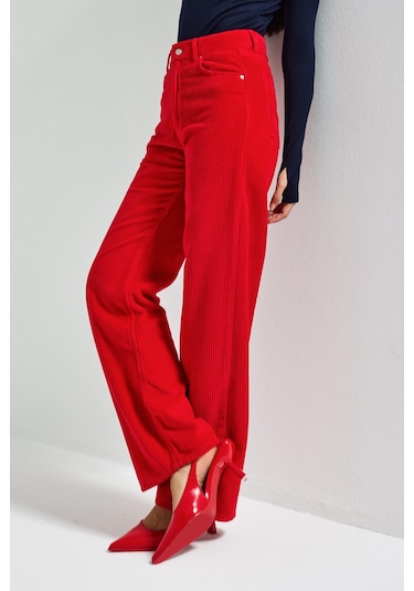 Itsbasic Kadın Kırmızı Doris 26w5-19 Straight Fit Yüksek Bel Kalın Fitilli Kadife Velvet Kumaş Pantolon Itsbasic Kadın Kırmızı Doris 26w5-19 Straight Fit Yüksek Bel Kalın Fitilli Kadife Velvet Kumaş Pantolon